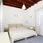 Morfoula's Aparthotel