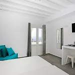 Morfoula's Aparthotel 3*