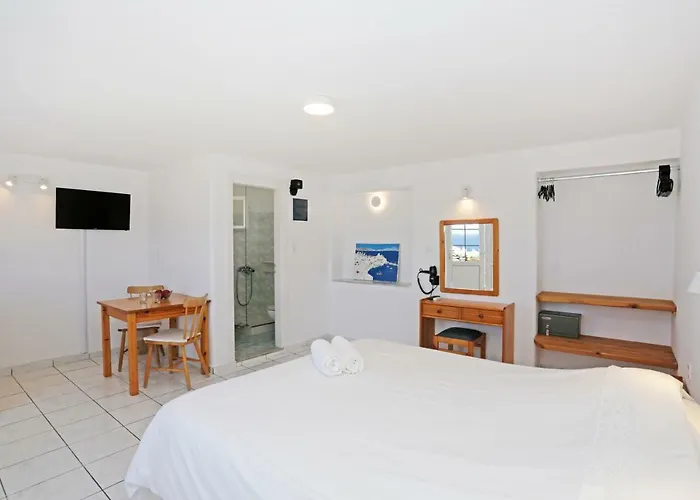 毛弗拉一室公寓酒店 3*