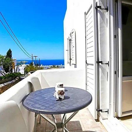 Morfoula's 3* Mykonos Town